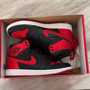 Nike Men’s Black and Red High-Top Sneakers